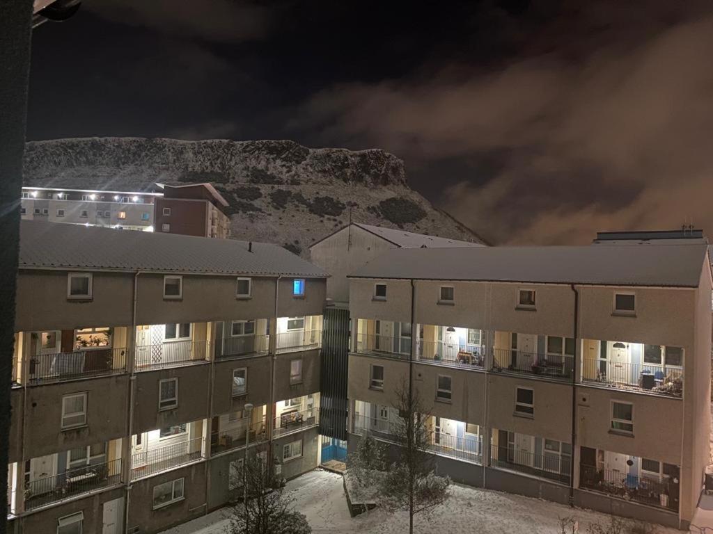 Holyrood Central Apartment Edinburgh Dış mekan fotoğraf